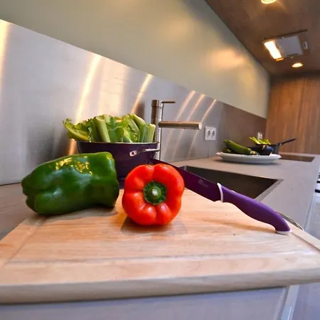 アパート Show Time